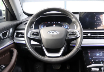 Подержанный автомобиль Chery Tiggo 8 Pro 2022 года (17 фото)