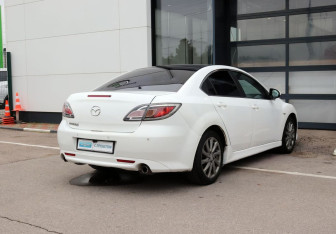 Подержанный автомобиль Mazda 6 Sedan 2010 года (8 фото)