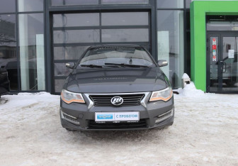 Подержанный автомобиль Lifan Solano 2015 года (8 фото)