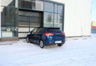 Подержанный автомобиль Kia Rio Hatchback 2016 года (3 фото)