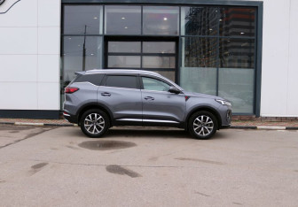 Подержанный автомобиль Chery Tiggo 7 Pro Max 2023 года (6 фото)