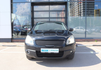 Подержанный автомобиль Nissan Qashqai 2008 года (8 фото)