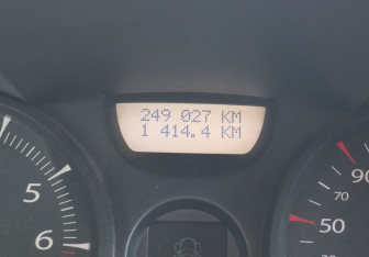 Подержанный автомобиль Renault Megane Sedan 2008 года (16 фото)