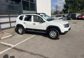 Подержанный автомобиль Renault Duster 2016 года (5 фото)