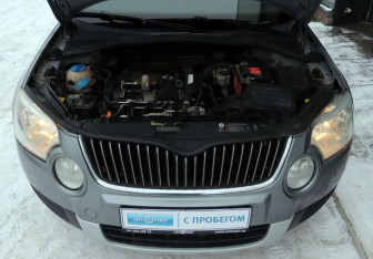 Подержанный автомобиль Skoda Yeti 2010 года (10 фото)