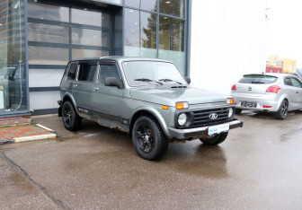 Подержанный автомобиль LADA (ВАЗ) 2131 (4x4) 2013 года (7 фото)