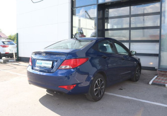 Подержанный автомобиль Hyundai Solaris Sedan 2015 года (5 фото)