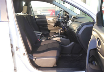 Подержанный автомобиль Nissan Qashqai 2019 года (13 фото)