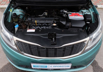 Подержанный автомобиль Kia Rio Sedan 2011 года (10 фото)