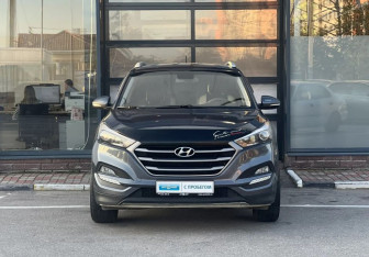Подержанный автомобиль Hyundai Tucson 2015 года (8 фото)