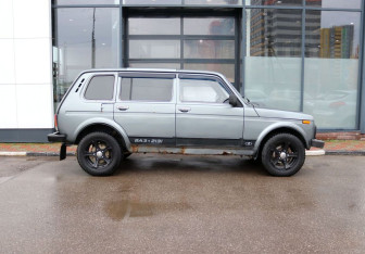 Подержанный автомобиль LADA (ВАЗ) 2131 (4x4) 2013 года (6 фото)